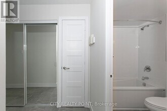 33-733 Isabella St in Toronto, ON - Building Photo - Building Photo