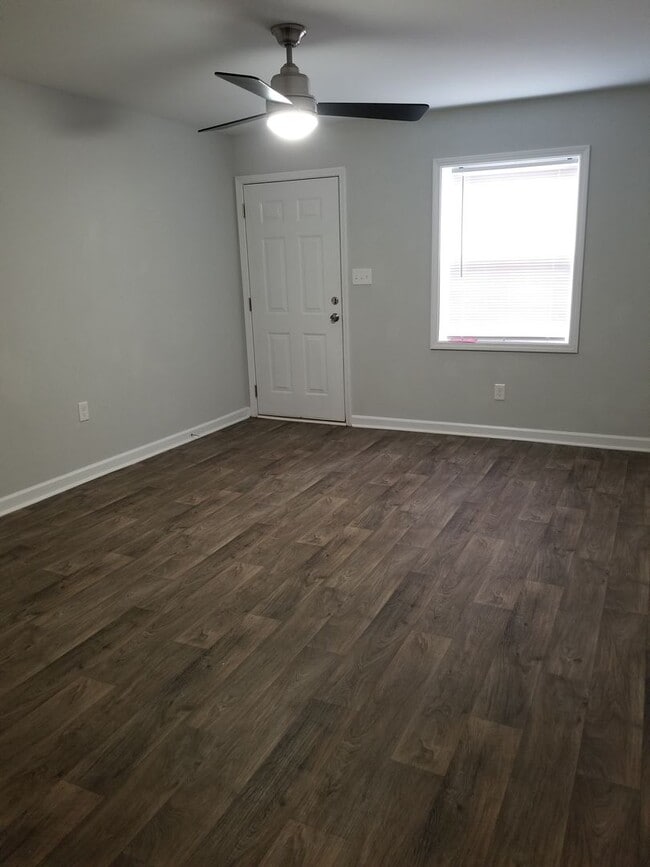 5907 Lone Oak Dr SW in Mableton, GA - Building Photo - Building Photo