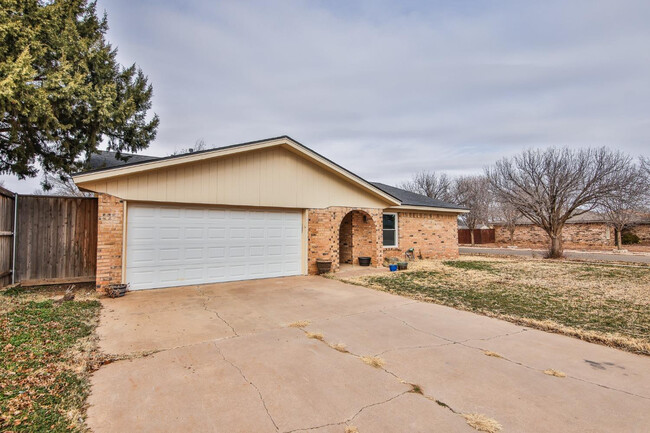 5718 91st St in Lubbock, TX - Building Photo - Building Photo