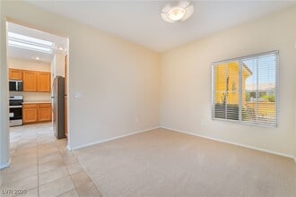 2590 Evansville Ave in Henderson, NV - Building Photo - Building Photo