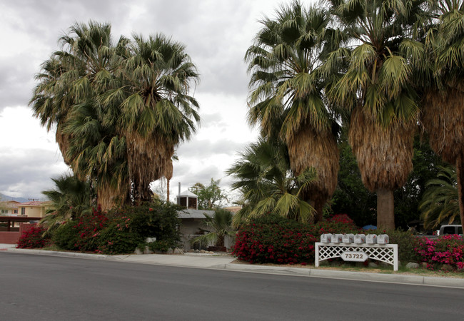 73722 Santa Rosa Way in Palm Desert, CA - Building Photo - Building Photo