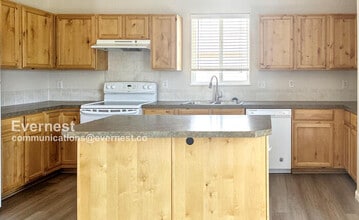 3825 Mt Oxford St in Wellington, CO - Building Photo - Building Photo