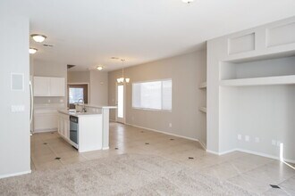 5912 Crumbling Ridge St in Henderson, NV - Building Photo - Building Photo