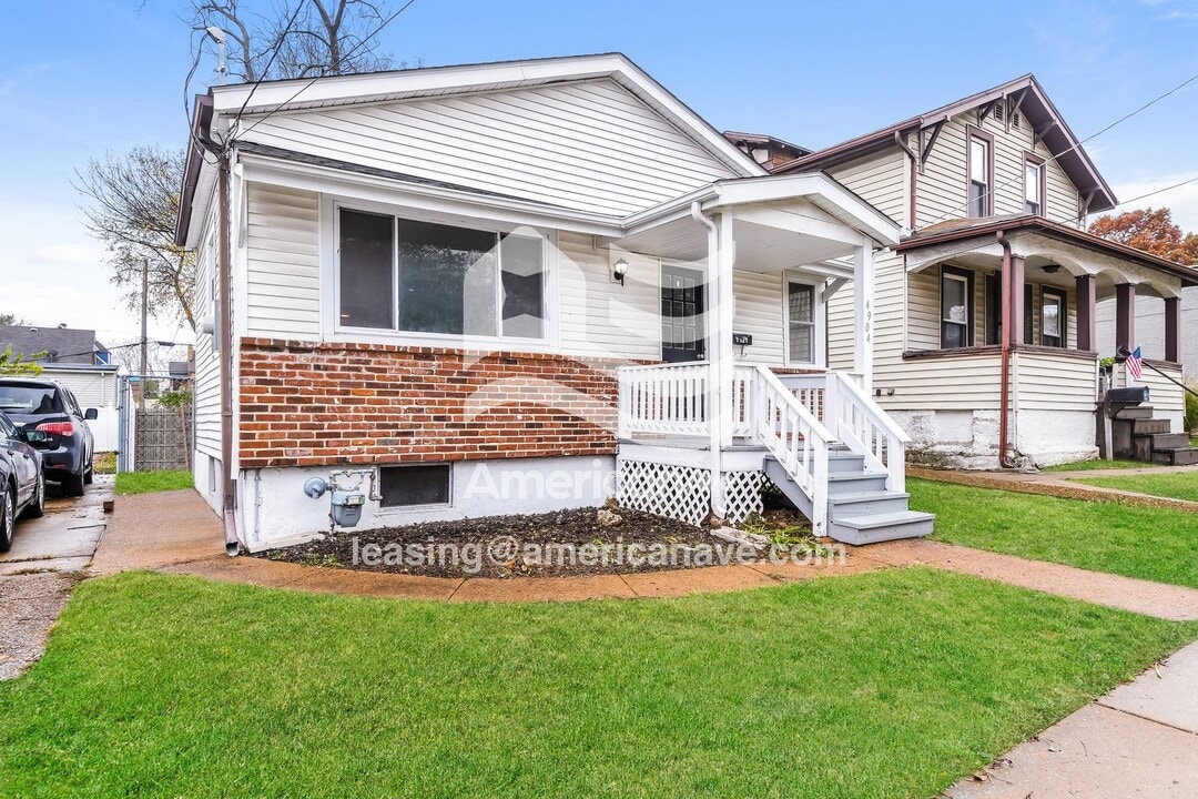 4904 Tiemann Ave in St. Louis, MO - Building Photo