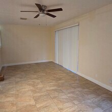 2791 S Evergreen Cir in Boynton Beach, FL - Building Photo - Building Photo