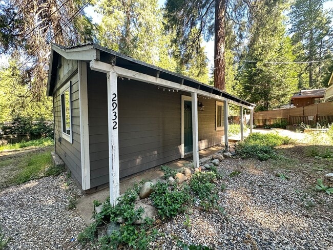 property at 2932 Alder Dr