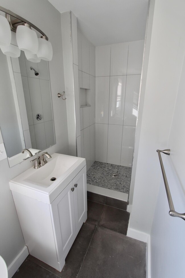 4 Draper St, Unit #3 in Boston, MA - Building Photo - Building Photo