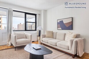 305 East 86th St, Unit FL15-ID2220 in New York, NY - Building Photo