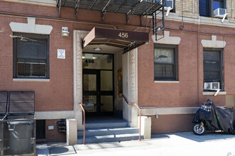 446 Alabama Ave in Brooklyn, NY - Building Photo - Building Photo