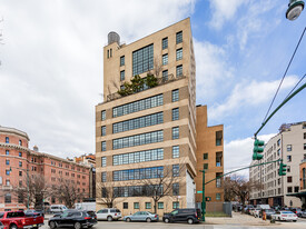 Hudson River Dioramas Apartments