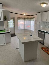 322 Beaver Creek Dr in Commerce, GA - Building Photo - Building Photo