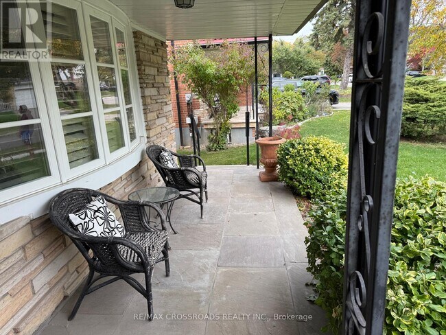 6 Logstone Crescent in Toronto, ON - Building Photo - Building Photo
