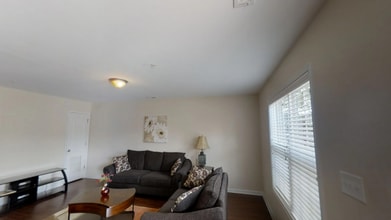 307 Family Lodge Dr in Fayetteville, NC - Foto de edificio - Building Photo