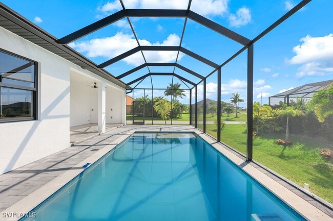 3400 NW 21st Terrace in Cape Coral, FL - Building Photo - Building Photo