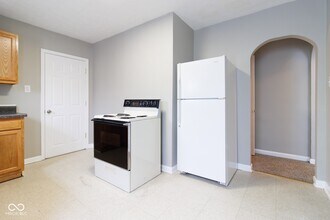 61 S 3rd Ave in Beech Grove, IN - Building Photo - Building Photo