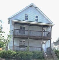 494 Wood Ave in Woonsocket, RI - Building Photo