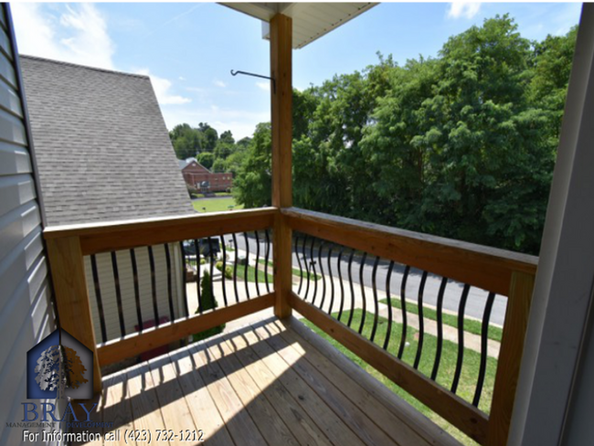 142 Ridge Pointe in Johnson City, TN - Building Photo - Building Photo