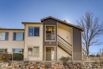 8767 W Berry Ave in Denver, CO - Building Photo - Building Photo