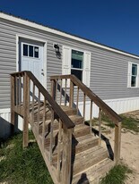 107 Patriot Ln in Collinston, LA - Building Photo