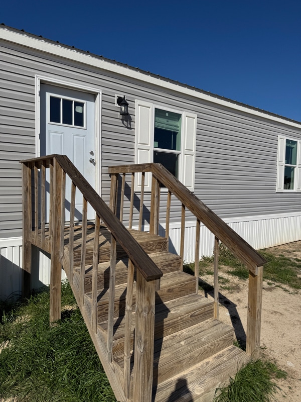 property at 107 Patriot Ln