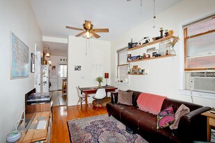 314 Greenwood Ave, Unit 2 in Brooklyn, NY - Building Photo