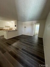 686 E Cottonwood Rd, Unit 11 in Palm Springs, CA - Building Photo - Building Photo