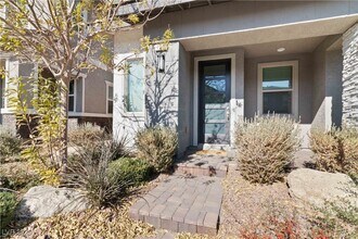 120 Corretto Corner Ave in Henderson, NV - Foto de edificio - Building Photo