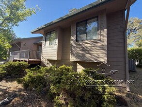 11611 Sandpiper Way in Penn Valley, CA - Building Photo - Building Photo