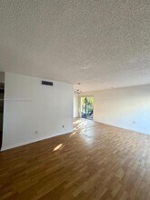 15832 SW 91st Ct in Palmetto Bay, FL - Building Photo - Building Photo