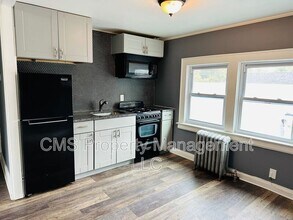 301 E 9th Ave in Roselle, NJ - Building Photo - Building Photo