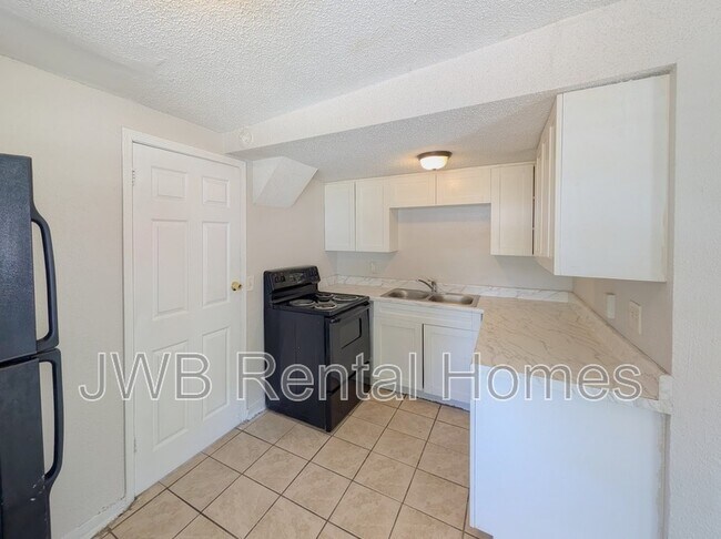 1490 W 33rd St in Jacksonville, FL - Building Photo - Building Photo