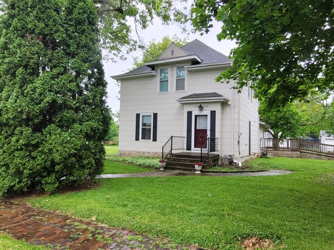 607 E 7th St N in Newton, IA - Building Photo - Building Photo