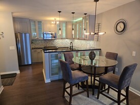 1157 Joyce Ln, Unit 1157 Joyce in Ann Arbor, MI - Building Photo
