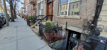 159 Newell St in Brooklyn, NY - Building Photo - Building Photo