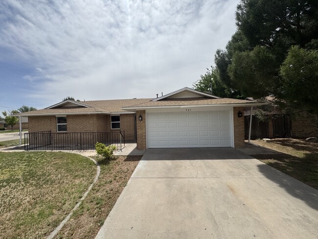 property at 884 Swinging Spear Rd