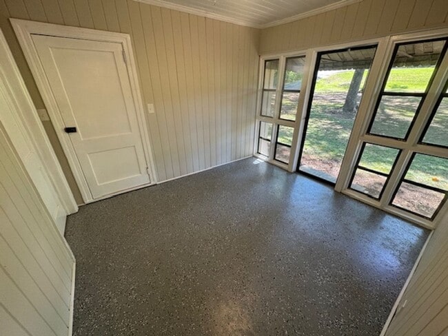 3068 Roanoke Rd in Lagrange, GA - Building Photo - Building Photo