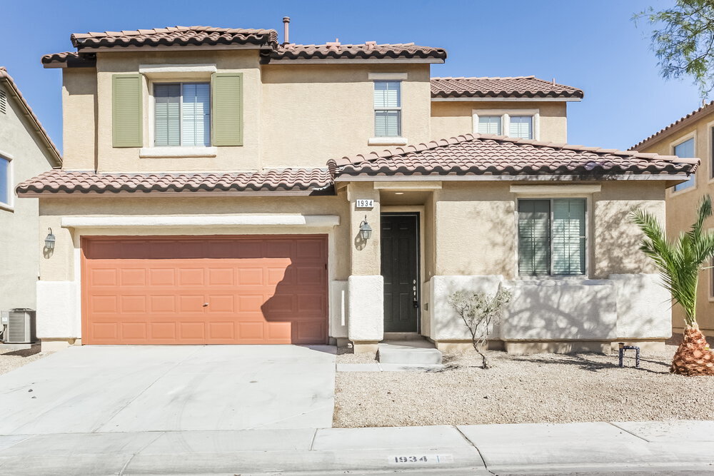 1934 Barrel Oak Ave in North Las Vegas, NV - Building Photo