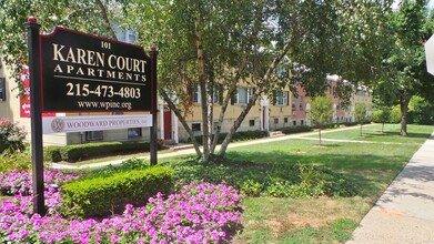 Karen Court Apartments in Lansdowne, PA - Foto de edificio - Interior Photo