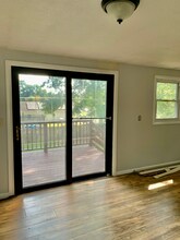 107 Crescent Dr in East Hartford, CT - Building Photo - Building Photo