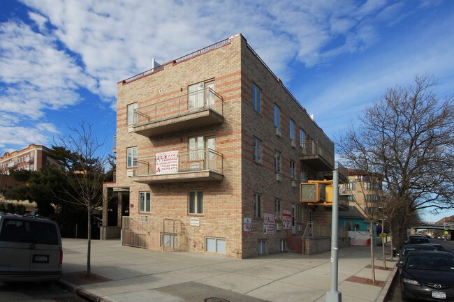 4078 Nostrand Ave in Brooklyn, NY - Foto de edificio - Building Photo