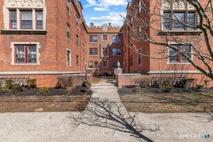 151 Cold Spring St in New Haven, CT - Building Photo