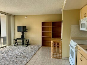 84-740-740 Kili Dr in Waianae, HI - Building Photo - Building Photo