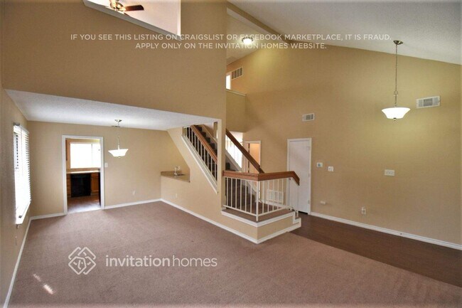 2513 Livingston Ln in Grand Prairie, TX - Foto de edificio - Building Photo