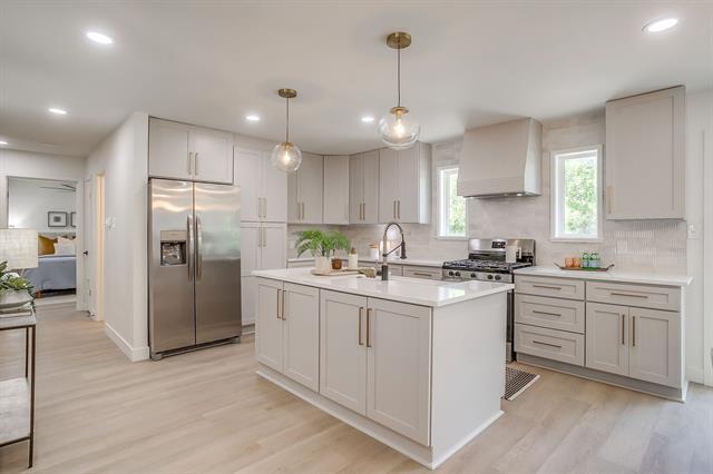 property at 3040 Tex Blvd