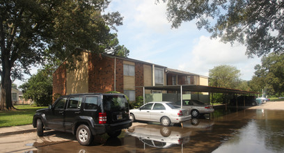 Basswood in Lafayette, LA - Building Photo - Building Photo