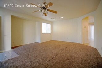 10592 Corte Sierra St in Las Vegas, NV - Building Photo - Building Photo