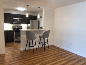 1300 Army Navy Dr in Arlington, VA - Building Photo - Building Photo