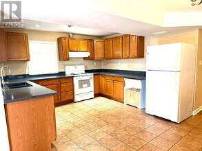 47 Wyman Crescent in Bradford West Gwillimbury, ON - Building Photo - Building Photo