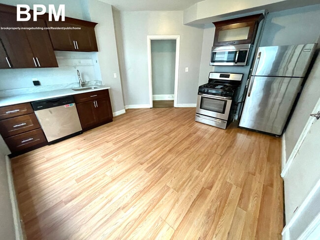 property at 7 Greenmount St