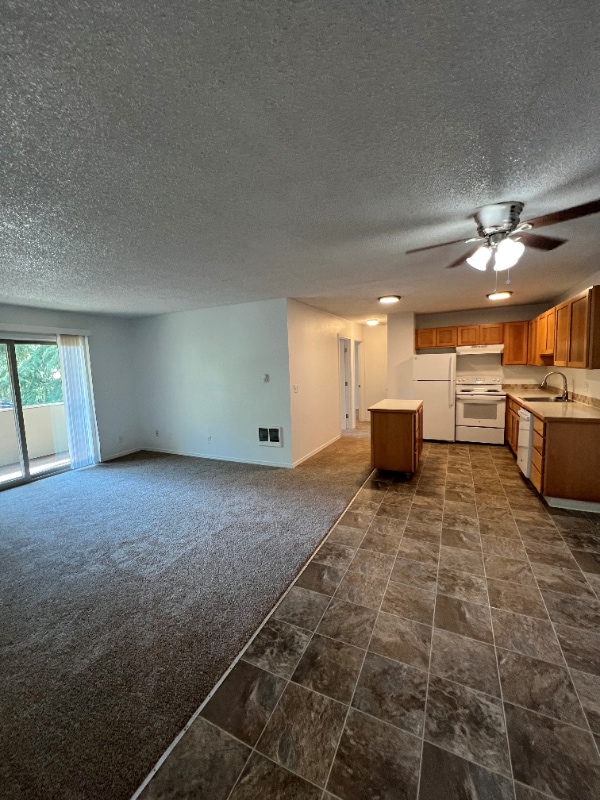 17260 SW Heritage Ct